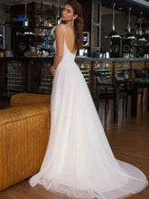 New elegant Princess Wedding dress Sexy V-neck backless feather Decal Beach Garden Bridal Party dress Wedding ball dress